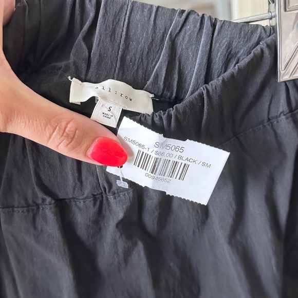 Black A-Line Midi Skirt - Picture 4 of 4